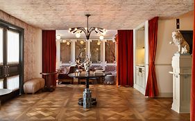 The Hotel Lili